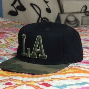 LA SnapBack